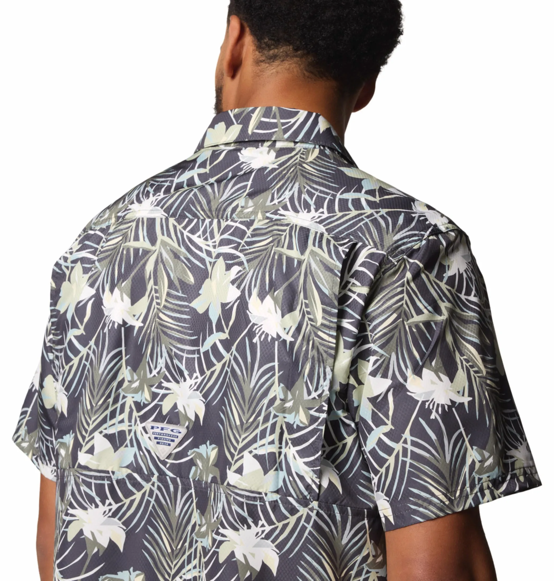 Columbia Men Green Omni-Shade Super Slack Tide Camp Short Sleeve Shirt