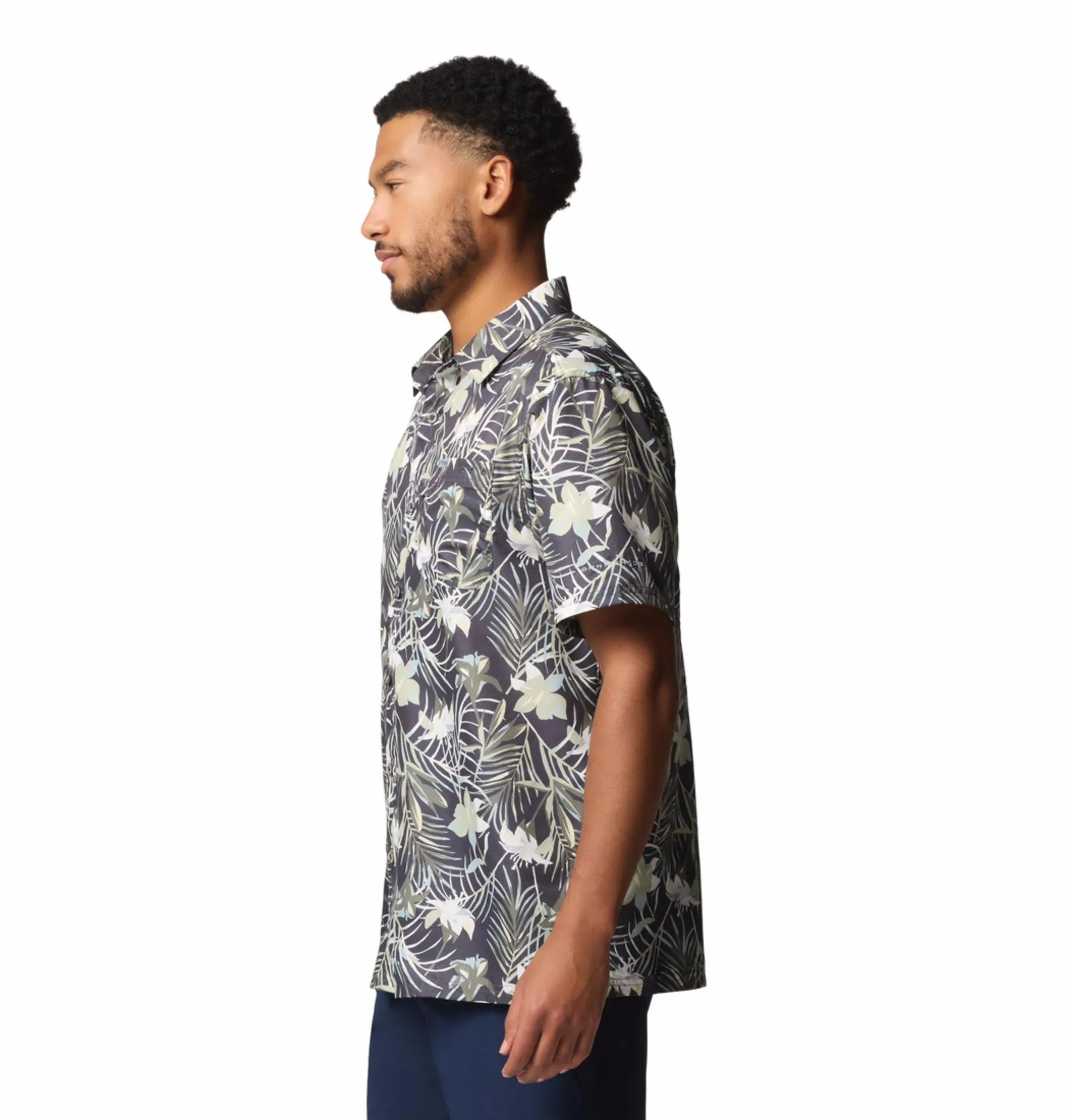 Columbia Men Green Omni-Shade Super Slack Tide Camp Short Sleeve Shirt