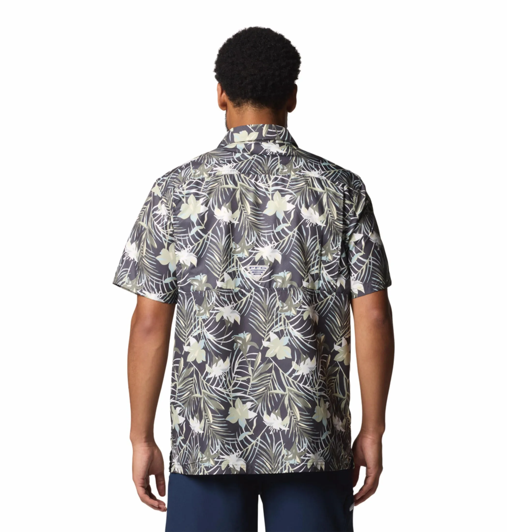 Columbia Men Green Omni-Shade Super Slack Tide Camp Short Sleeve Shirt