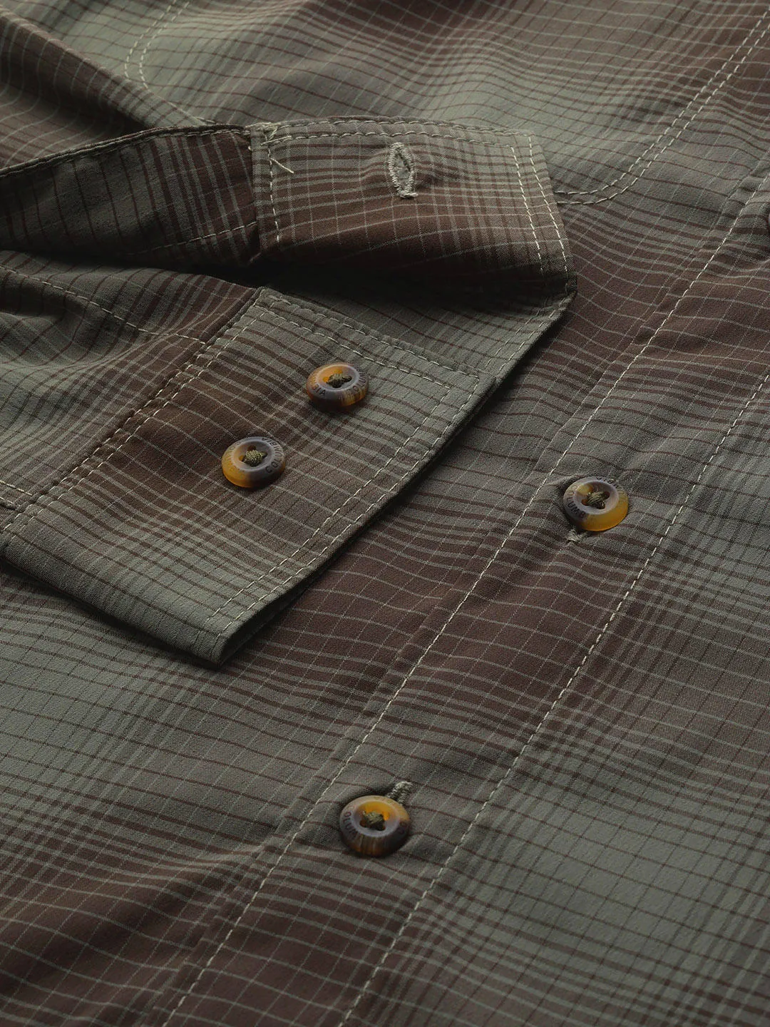 Columbia Men Green Omni-Shield Newton Ridge II Plaid Long Sleeve Shirt