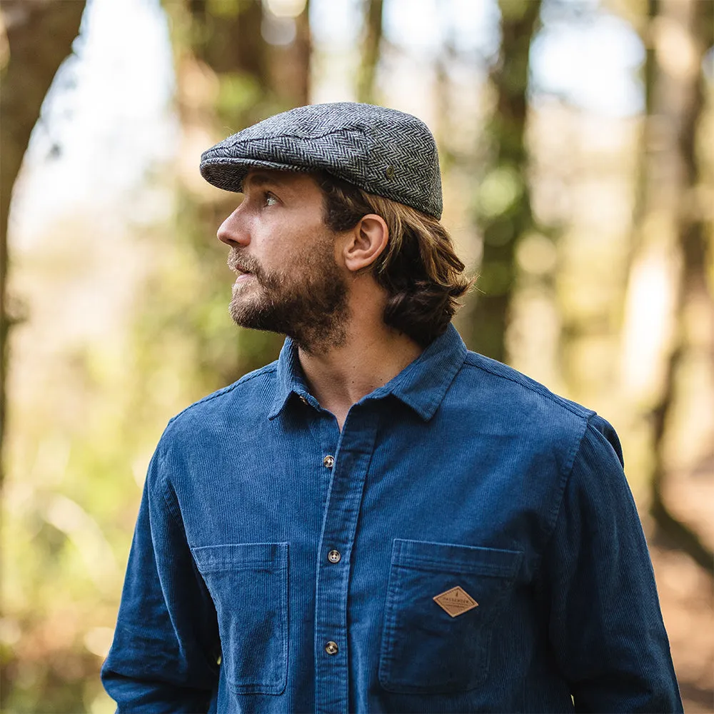 Jaxon & James HARRIS TWEED Herringbone Kinloch Flat Cap - Black-Grey