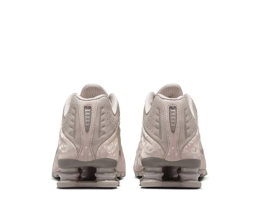 Nike Shox R4 W "Pink Floral"